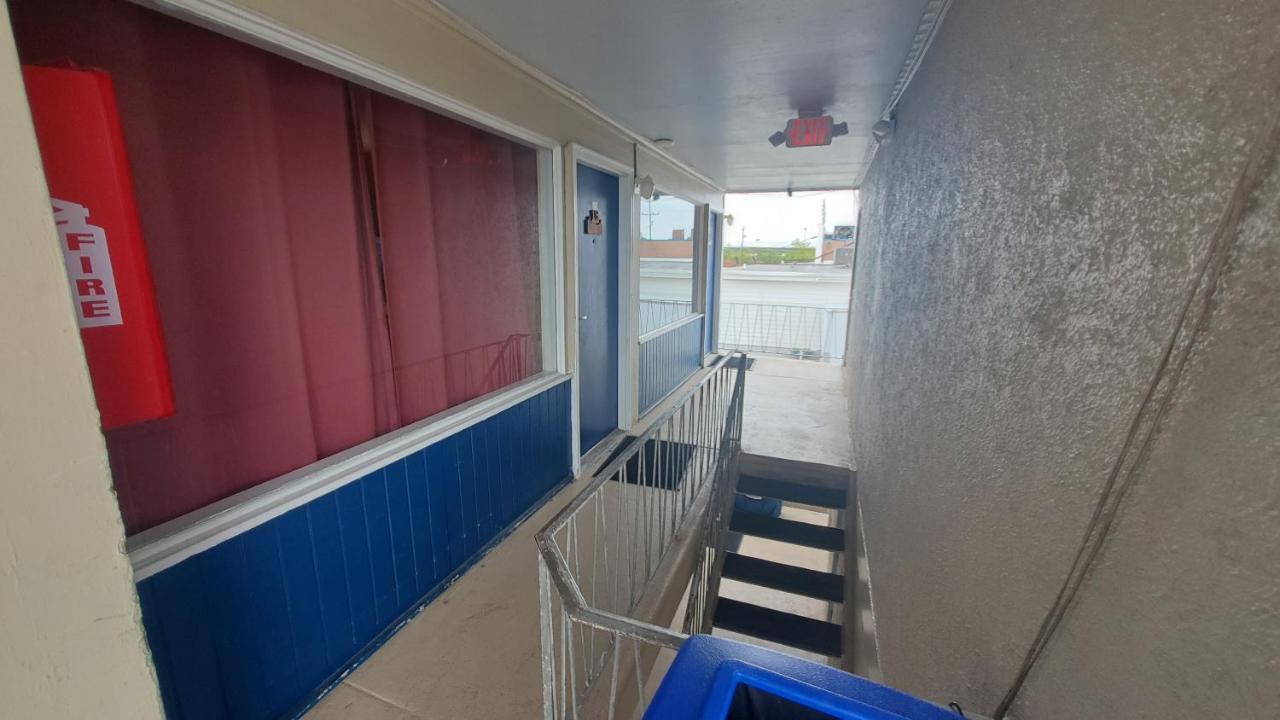 וויילדווד Sandbox Motel מראה חיצוני תמונה