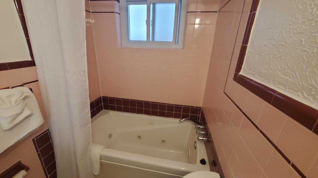 וויילדווד Sandbox Motel מראה חיצוני תמונה